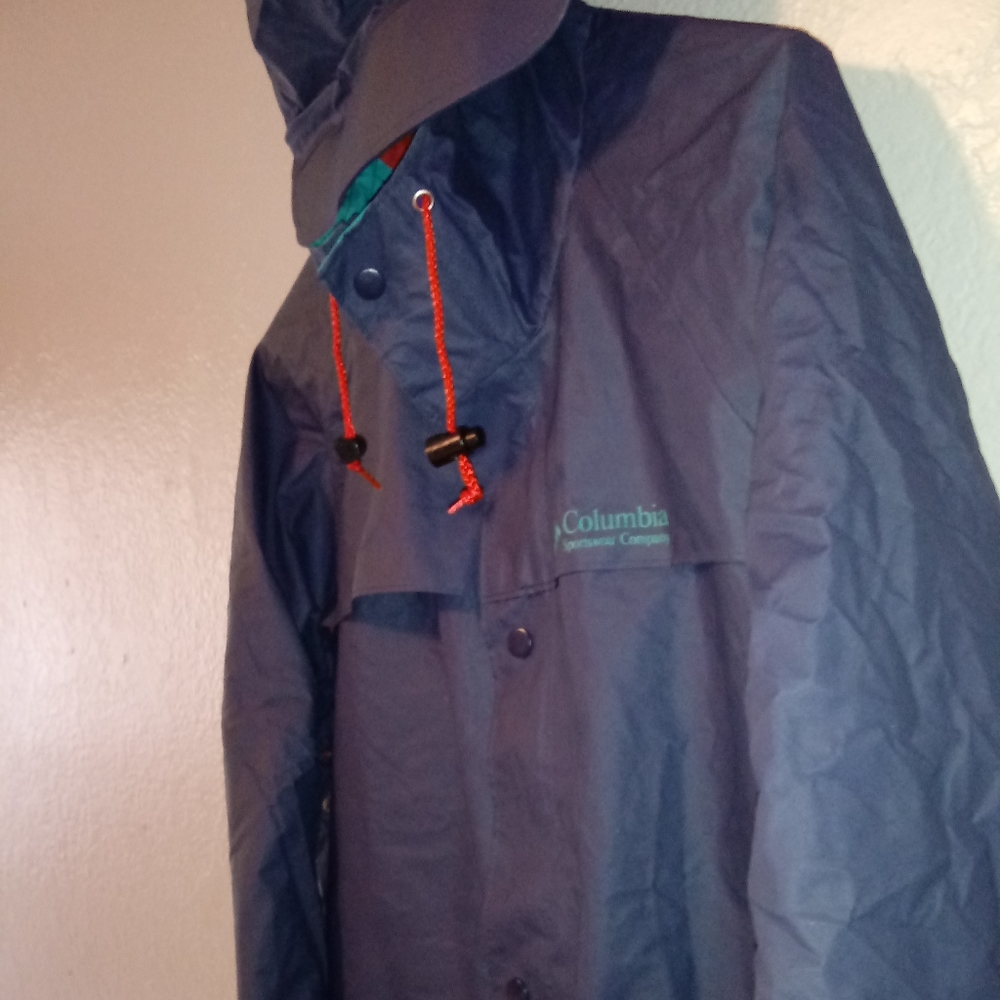 Colombia Jacket - Picture 3 of 6